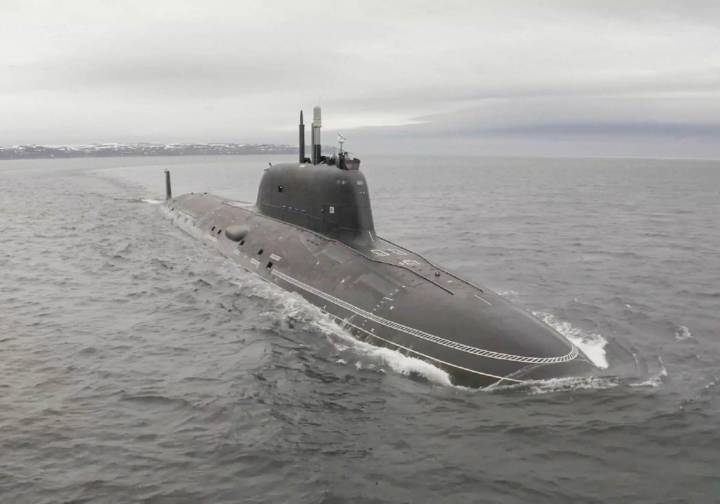 La OTAN denuncia que un submarino ruso emergió en aguas de Francia