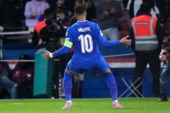 Mbappé scores but limps off late in France’s World Cup qualifying win. Germany gets boost