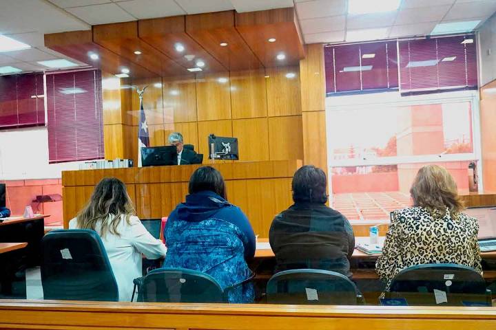 Condenan a tres exfuncionarias por fraude al fisco, pero son absueltas de lavado de activos
