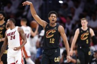 ‘That looked like Kawhi Leonard’: De’Andre Hunter hype builds after stellar preseason opener