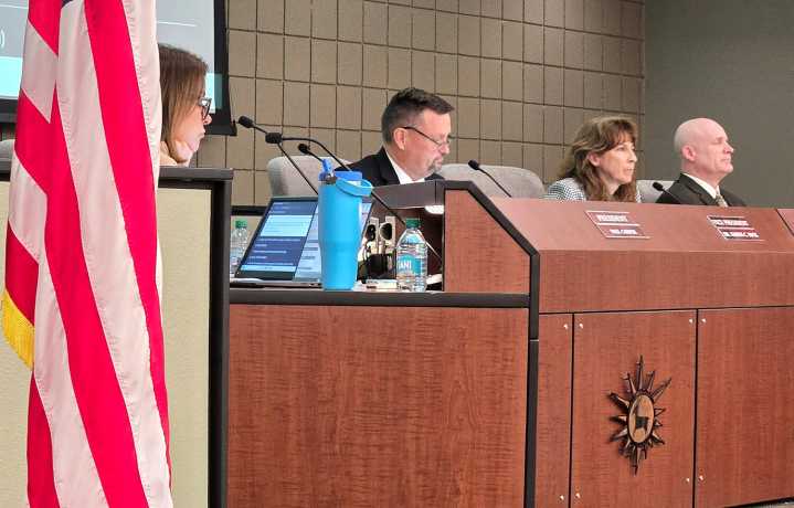 Deer Valley Unified board member violated Open Meeting Law, AG's Office says