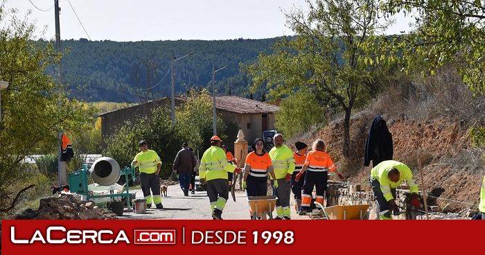 El Gobierno regional invierte más de medio millón de euros en tres talleres de empleo para continuar avanzando en la reconstrucción de Mira