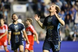 Top seeds Philadelphia, San Diego win in MLS playoff openers