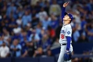 Yamamoto dazzles as Dodgers beat Blue Jays 5-1 to level World Series