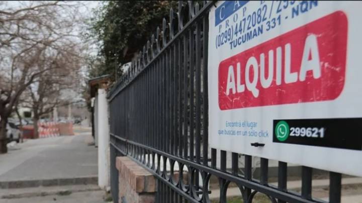 Alquilar una vivienda en Neuquén puede costar más de la mitad de los ingresos de la familia