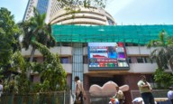 Holiday-truncated week sees festive-driven optimism, all eyes on India