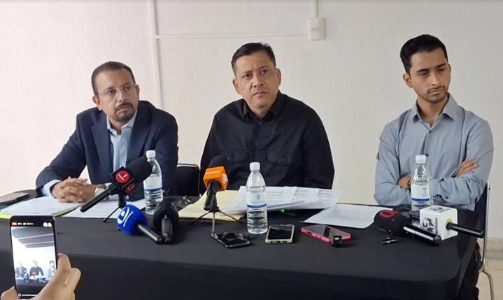 Empresario desmiente que su casa sea centro de espionaje; demanda a comunicadores