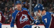 MacKinnon scores go-ahead goal early in 3rd, Avalanche beat Mammoth 2
