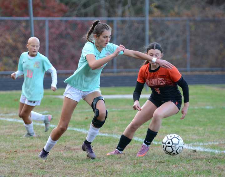 Morghan Litz lifts No. 1 Belchertown past No. 5 Southwick in PVIAC Class B Girls Soccer semifinals, 4