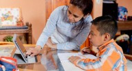 La educación en Colombia durante este 2025 ha logrado tener avances, pero hay retos críticos que siguen permanentes
