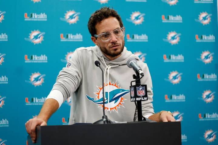 McDaniel says there’s ‘no time to waste’ in effort to save reeling Dolphins’ season