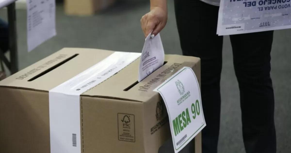 Conozca los beneficios de votar en los Consejos de Juventud 2025: descuentos y más ventajas