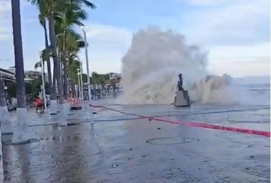 Sheinbaum se pronuncia por huracán “Priscilla”; prevén se intensifique a categoría 3 esta tarde