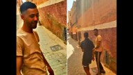 Boys Help Tourist, Fume Over Small Tip, But Calm Down Instantly After Knowing His Religion