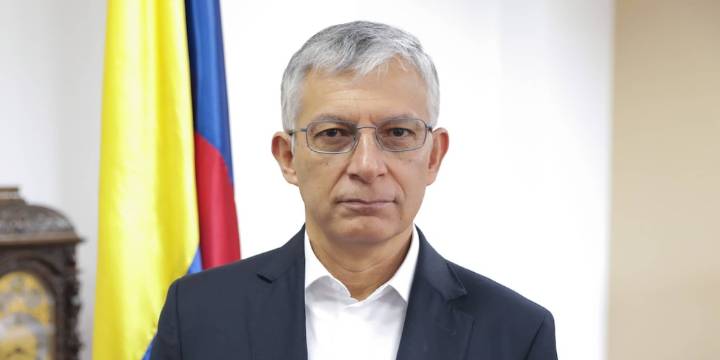 Viceministro de Hacienda asume la dirección temporal de la Dian: es el cuarto líder durante el Gobierno Petro