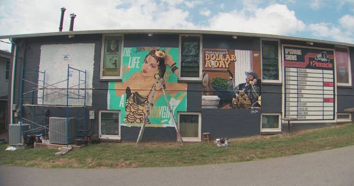 Taylor Swift fans celebrate new album ‘The Life of a Showgirl’ across Nashville