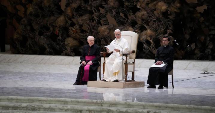 Pope reaffirms dialogue with Jews as he marks 60th anniversary of a key document