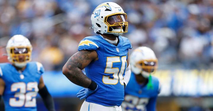 Patriots fill out 53-man roster by claiming linebacker Caleb Murphy off waivers