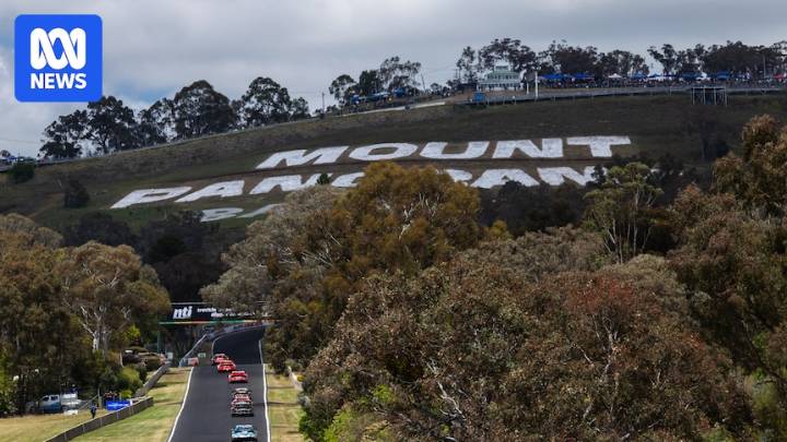 What time is the 2025 Bathurst 1000? How can I watch the Supercars at Bathurst?