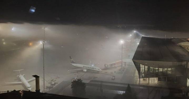 El aeropuerto de Palma registra retrasos generalizados por la niebla