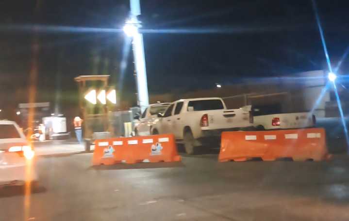 Trabajos de la Junta de Aguas generan tráfico en la avenida 4 Siglos