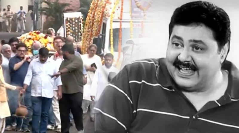 Funeral Procession of Veteran Bollywood and TV Actor Satish Shah Performed Today; Had Undergone Kidney Transplant