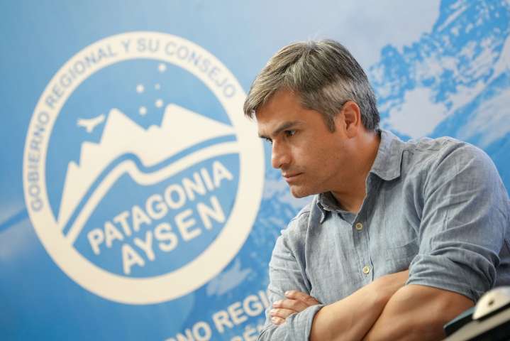 Gobernador Santana valora aumento del presupuesto regional, pero lo califica como "insuficiente"