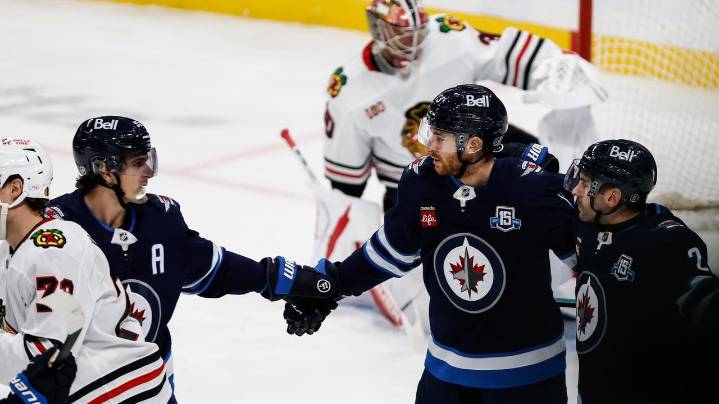 Villardi, Scheifele, Connor each have 3 points as Jets beat Blackhawks 6