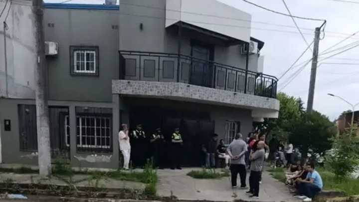 Hallan descuartizado a un contador en el freezer de su casa