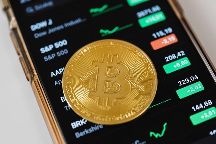 Latest Movements in Bitcoin as Investors Watch September Gains