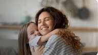 Día de la Madre: cómo aprovechar hasta 50% de ahorro y cuotas sin interés con tarjetas del Banco Santa Fe