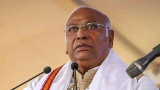 Dalits are attacked irrespective of their position: Mallikarjun Kharge