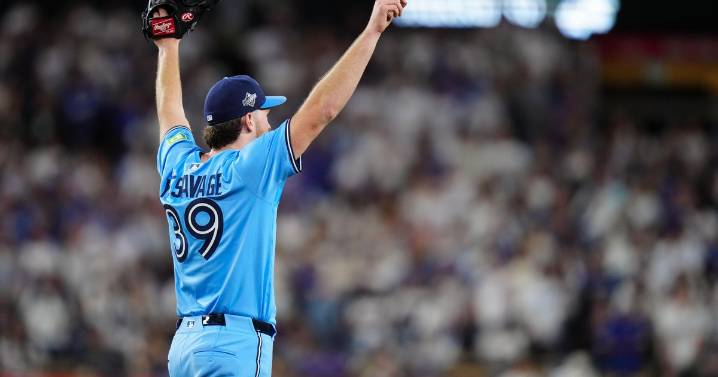 Trey Yesavage's gem leads Blue Jays past Dodgers, secures 3