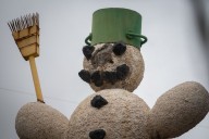 Se le cae la nariz al emblemático Muñeco de Nieve de Tenerife