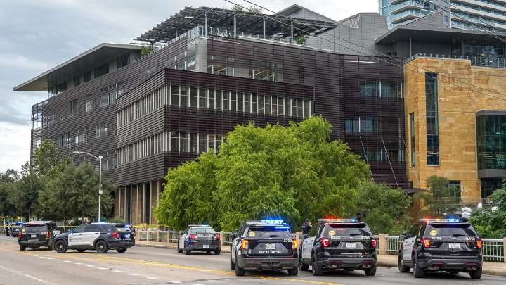 One injured and suspect arrested in Texas library shooting