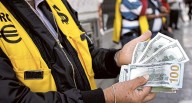 Dólar en niveles de 2020: quiénes ganan y quiénes pierden con el tipo de cambio más bajo en cinco años | precio del dólar 