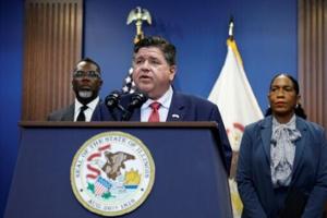 Trump calls for jailing Illinois Democrats resisting troops