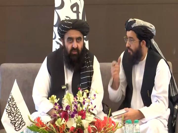 Muttaqi cites ‘technical error’ for exclusion of women from presser