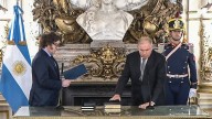 Werthein se va antes de las elecciones: el avance de Caputo