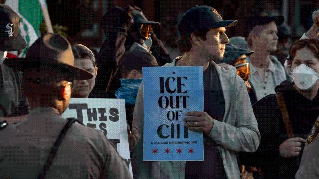 Illinois National Guard authorized for Chicago mission, official says