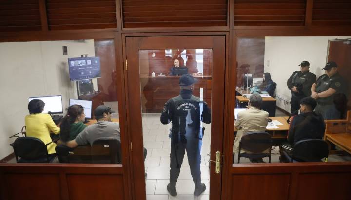 En prisión preventiva quedó sujeto de 18 años detenido por su presunta participación en brutal crimen de escolar en Viña del Mar