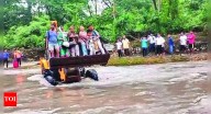 Bengal floods: Toll hits 36, five of the victims are from Nepal
