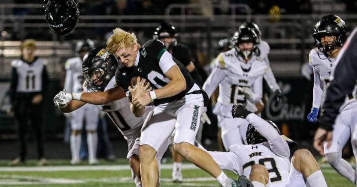 GALLERY: #14 Green Canyon 10, #19 Desert Hills 3 in 4A football playoffs