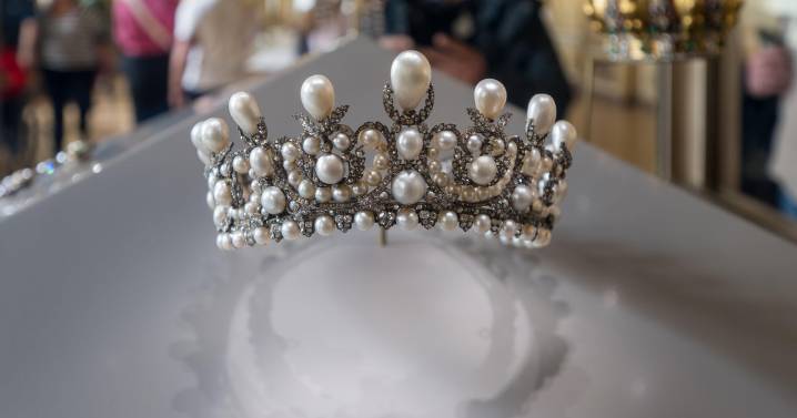 See the jewels the Louvre thieves stole — and the one they didn't get away with