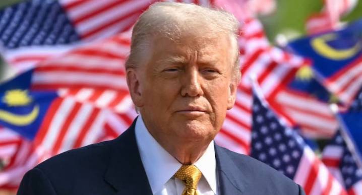 Donald Trump felicita a Javier Milei por su "victoria aplastante" en legislativas de Argentina últimas