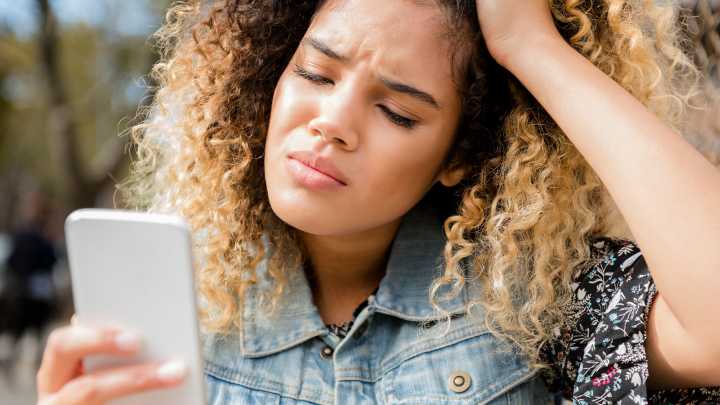 Americans spend just 31 seconds looking at a dating profile before moving on 