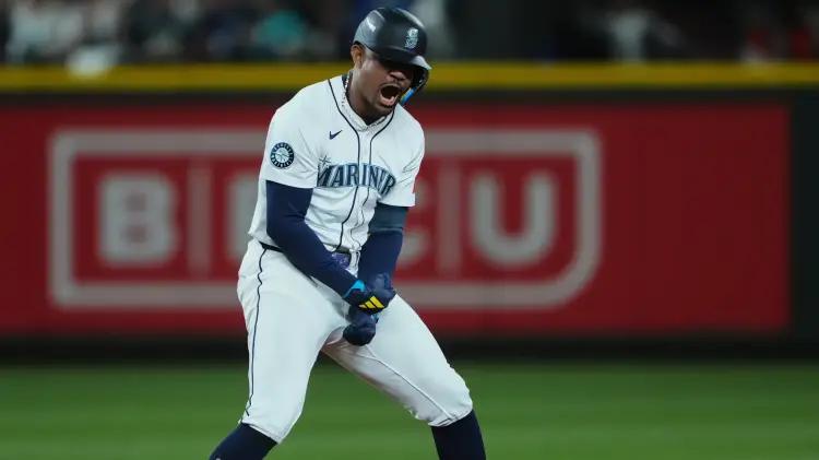 Julio Rodríguez brilla con hit decisivo en victoria de Marineros sobre Tigres