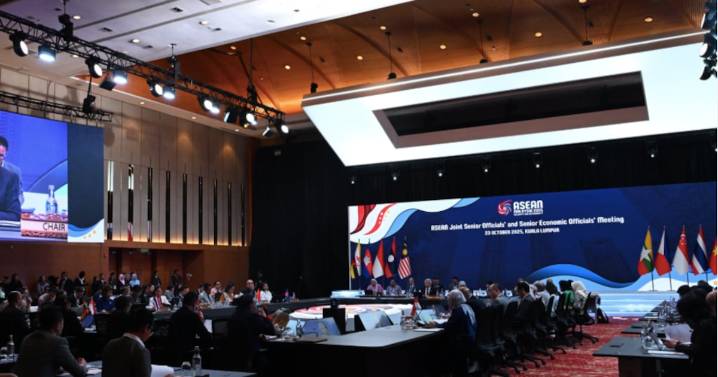 Líderes llegan a Malasia para participar de la cumbre de Asean en Kuala Lumpur