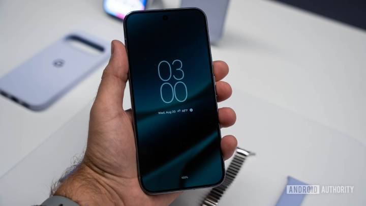 Pixel phones will get a smarter always-on display that saves battery life