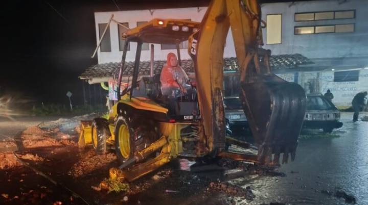 Afectaciones por lluvias en Acaxochitlán: 38 derrumbes y comunidades incomunicadas